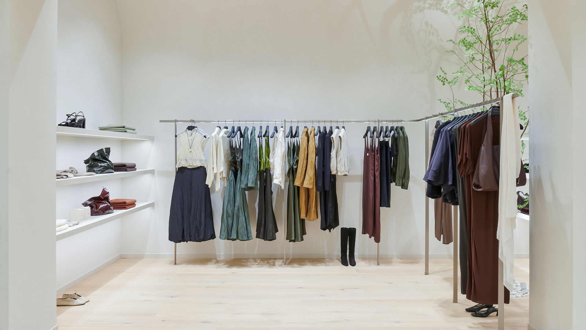 Gallery Massimo Dutti Shop AM