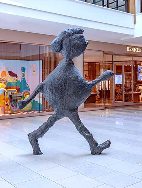 Walking figure at Aventura Mall